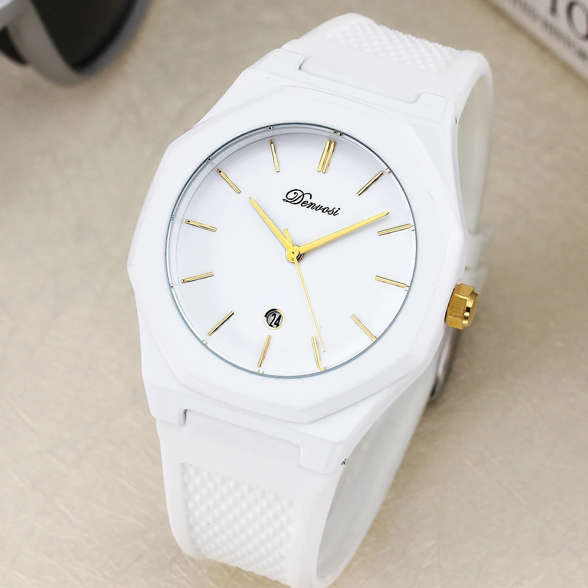 Stride Quartz: Waterproof Casual Watch for Men